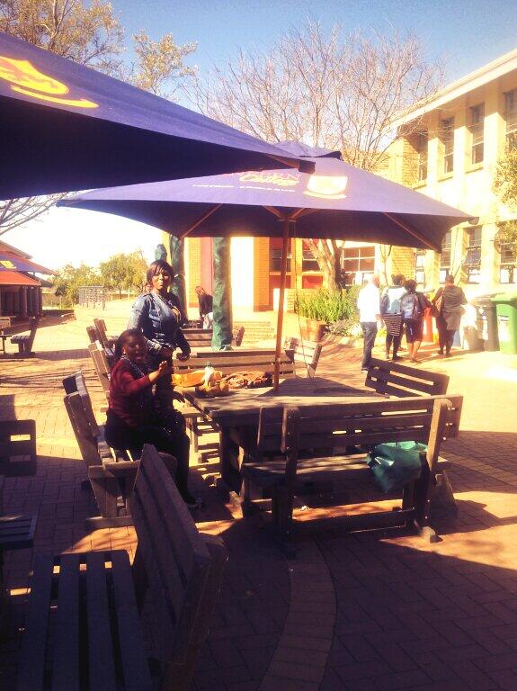 Nolo_yiso's tweet image. @edTechSummitSA  our stomachs are fed. Now we feed our minds #edtechsummitsa