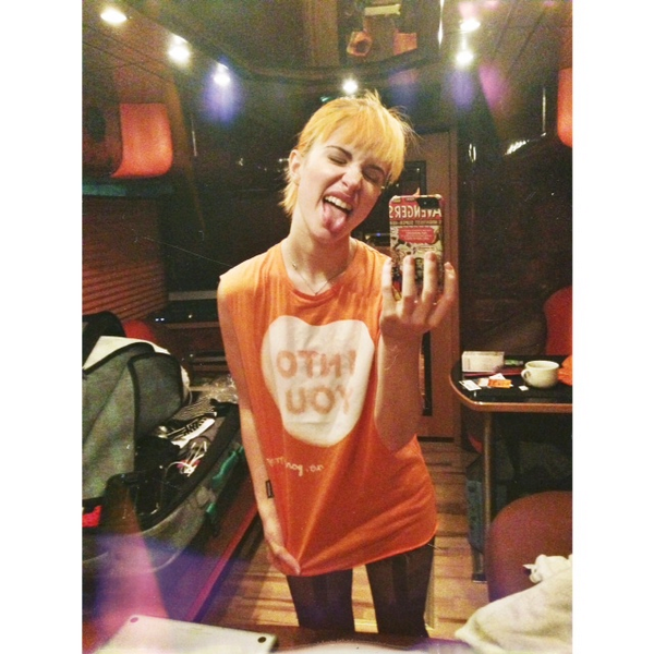 paramorebrasil's tweet image. Hayley!