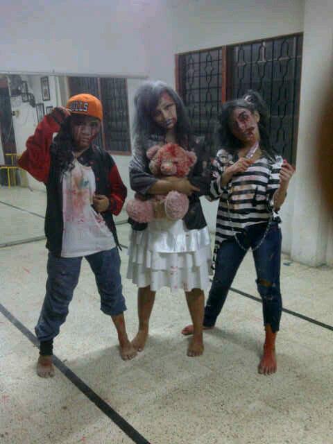 DynamicVogue's tweet photo. goodLuck teenslite dance compt. At HTT Padang cc : @celineSDA , @sashaaay , Gina ,,semangaaaat (•`O´•)9 http://t.co/dpeH6br4dz