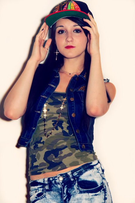 Newest headshot oh yeahh #swaggerlikeme #hoodrat #modeling #work #newnew http://t.co/FTQlgoetVB<a href="/tag/swaggerlikeme"class="tags">#swaggerlikeme</a><a href="/tag/hoodrat"class="tags">#hoodrat</a><a href="/tag/work"class="tags"><span>#work</span></a><a href="/tag/modeling"class="tags"><span>#modeling</span></a><a href="/tag/newnew"class="tags"><span>#newnew</span></a>