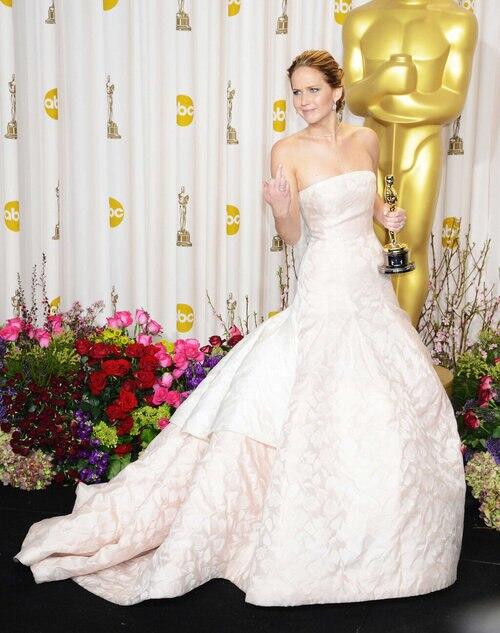 Happy B-day to Jennifer Lawrence, I love her :3, she's so perfect and talented <3