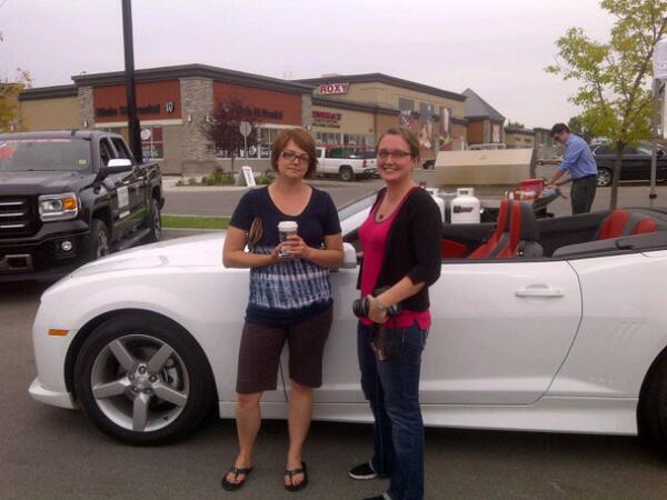 DavisGMAirdrie's tweet image. Thx to @AirdrieEcho for supporting #supplies4Success at our #TestDriveEvent.  Don&apos;t u think theses ladies look good?