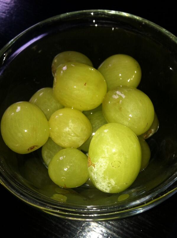 HealthLife15's tweet image. I love grapes 😍
