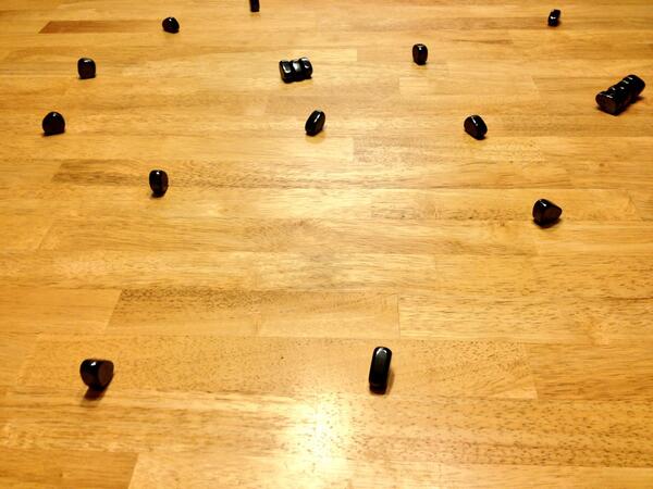 CasualGameRev's tweet image. Playing AttrAction by @RnRGames! #funwithmagnets