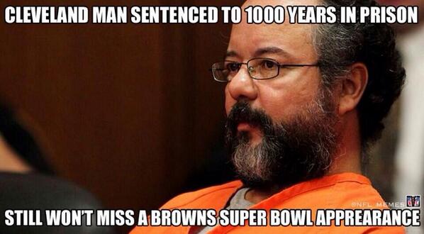 Comedic_Sports's tweet photo. Browns suck http://t.co/RWCYRAFnf2