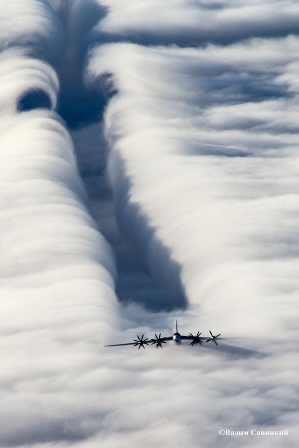 Tupolev Tu-95 y Tu-142  - Página 2 BRx8e-TCYAANb8J