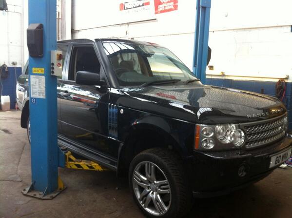 AutosJK's tweet photo. A list of jobs complete in this luxurious range river vogue. http://t.co/gROeFxYSWL