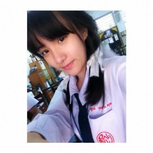 Amyvemy's tweet photo. อยากจะบอกวิธีหน้าใสไร้สิว เพราะนี่ใช้สบู่ไวเทนนิ่งก้อนละ350เองดีจริงๆข้าชาบูววว สนใจไลน์emmiec
มานะคร๊ะะะะ http://t.co/WSXNT2EoRp