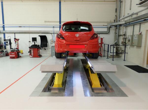 FixAutoPonty's tweet image. 4X4 MACHINE