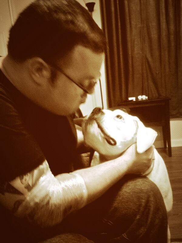 theandymc's tweet photo. FRESH TATTOO, CHILLIN' W MY DAWG LUCY http://t.co/wDbYx5PvGj