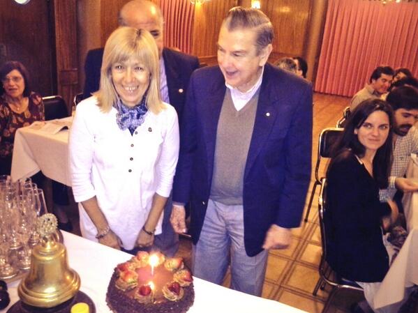 rcpvillalanus's tweet image. Plenaria, festejo de cumpleaños, Lidia y Neneco