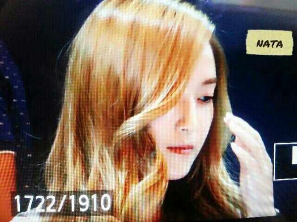 [PIC][31-08-2013]Jessica xuất hiện tại buổi fansign cho "StoneHenge" vào chiều nay BS-fUi0CAAAH75k