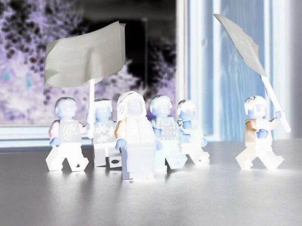 They are coming to Ås tomorrow.