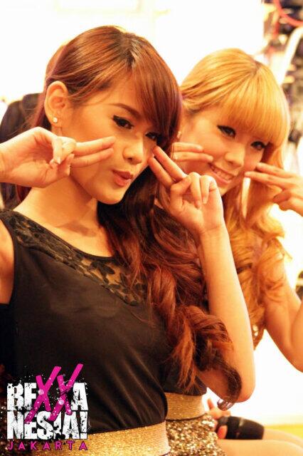 SBYNiaraHolic's tweet photo. RT @SBYElenAddict: #bexxpict duo kitty @BEXXA_S dan @BEXXA_N *tag @SBYSennyLicious SBYNiaraHolic http://t.co/GY2CbY4wxc