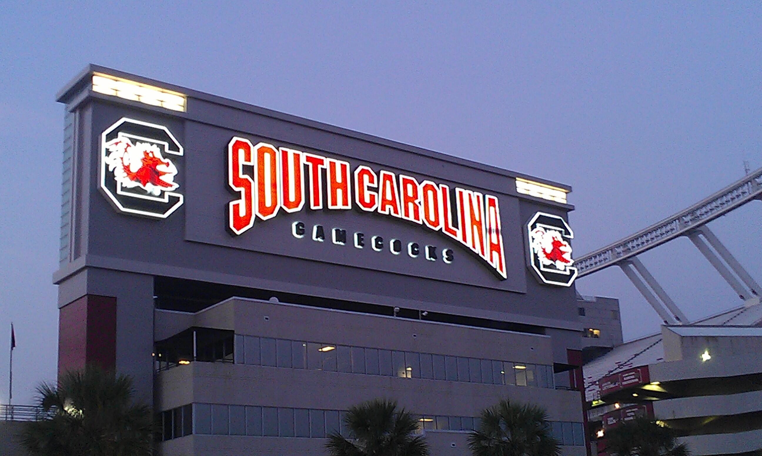 Lucius Harter (LuciusHarter) / Twitter