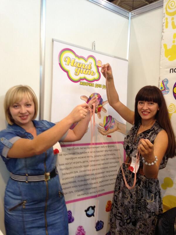 handgum's tweet photo. #HandGum очень полезен и взрослым, ведь он поддерживает гибкость суставов, хороший антистресс http://t.co/warAiVEYyx http://t.co/SPoW7T2SCw