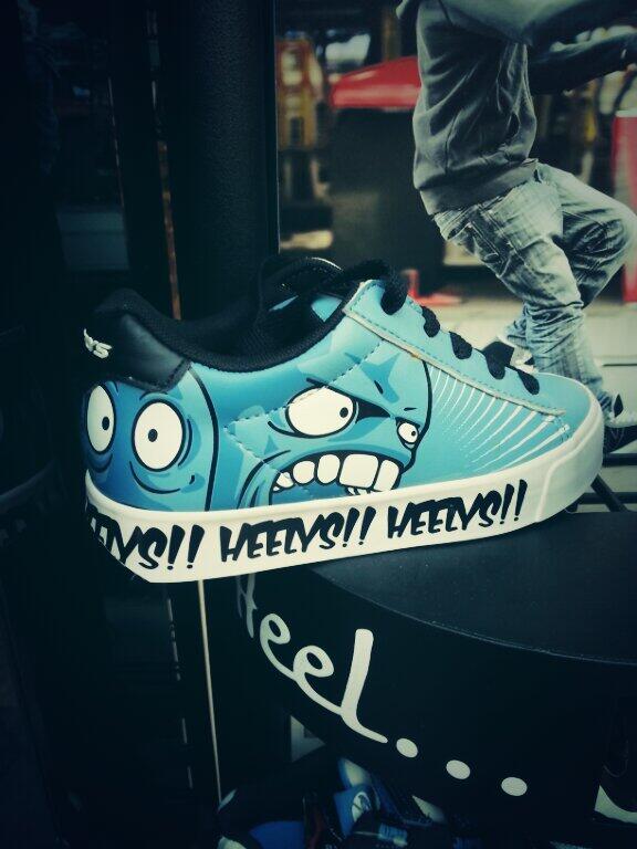 shoe city heelys