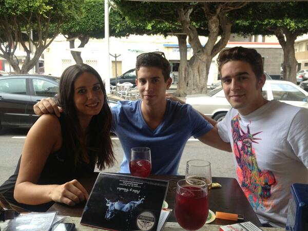 samuelmaza's tweet photo. Reencuentro con la torta de pan http://t.co/2wU9NA8lUT