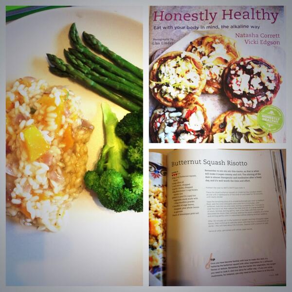 I ADORE this butternut squash risotto recipe from <a href="/HonestlyHealthy/">Honestly Healthy</a> served with steamed greens #alkaline #cleaneats