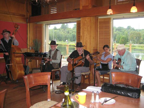 Tullamore Dew Irish Whisky and Phil McMahon's Irish Session-a perfect combo. Sundays 4-8 <a href="/ThePinestone/">Pinestone Resort</a> #Haliburton