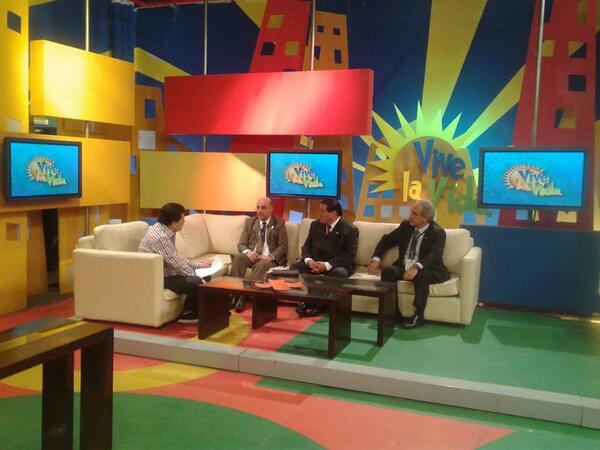 Círculo de Médicos tweet media