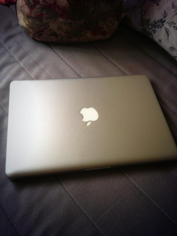 shirlaayyy's tweet image. So uh...... how do you work this thing #PCuser