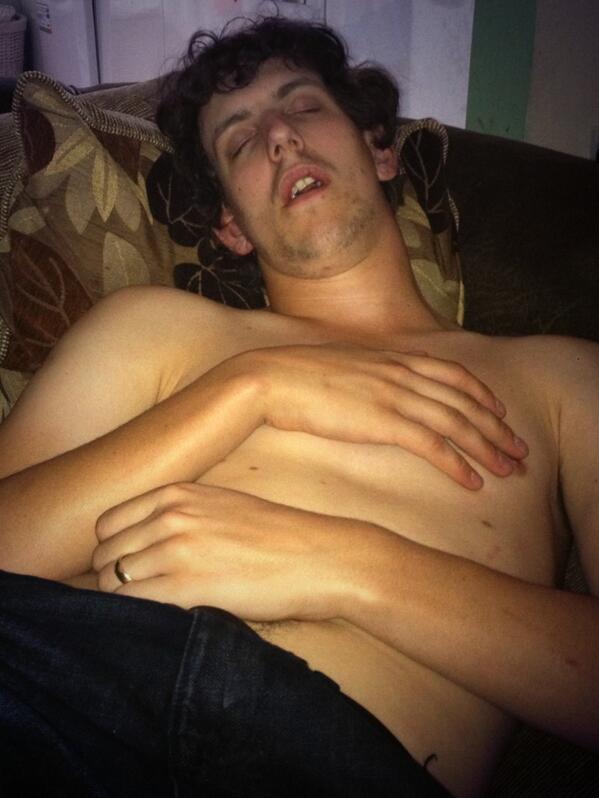 JeSs_Reynolds17's tweet image. @adamreynolds44  #tiredhuman
