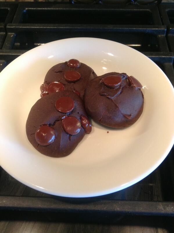 webstack02's tweet image. May not look good, but I could eat these all day. #blackbeancookies