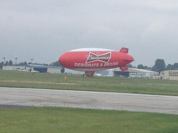 ciesienski's tweet photo. @budblimp checking out the touch and go's. get it in. http://t.co/ANMi6BKm3Y