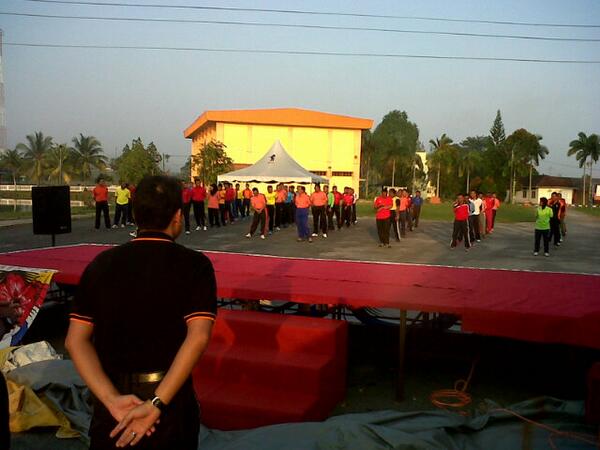 Aerobik dan keceriaan bulan ogos penjara penor <a href="/KPPenjara/">KPPenjara</a> <a href="/AhmadSaidiHamz1/">Ahmad Saidi Hamzah</a>