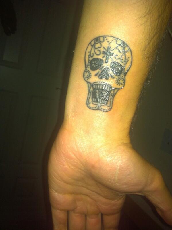 exampaul86's tweet photo. New tattoo a day old #scabby http://t.co/0OukEE5c6Q