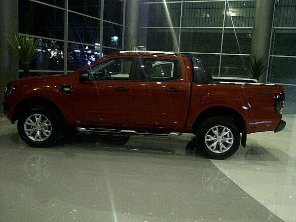 FordCibubur's tweet photo. Ford Ranger Wild Track http://t.co/jGQhfhnMRB