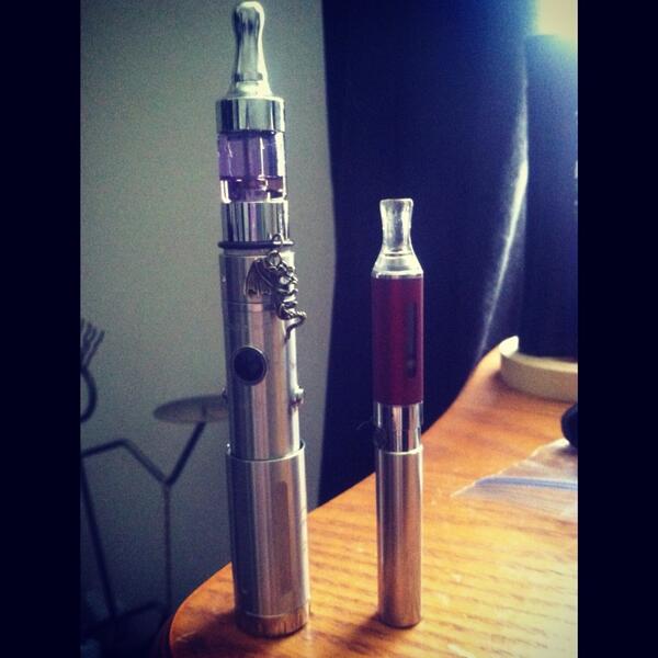 miserys_'s tweet image. New toy!! #svd with #protank2. It's gonna take some getting used to but love it! #vapelife