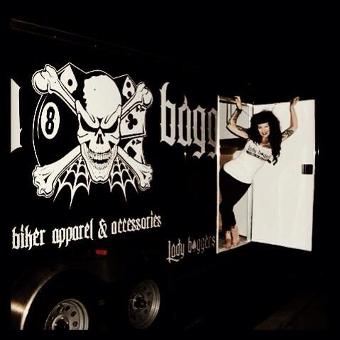...just hanging out! http://t.co/VTzX7PjKZj