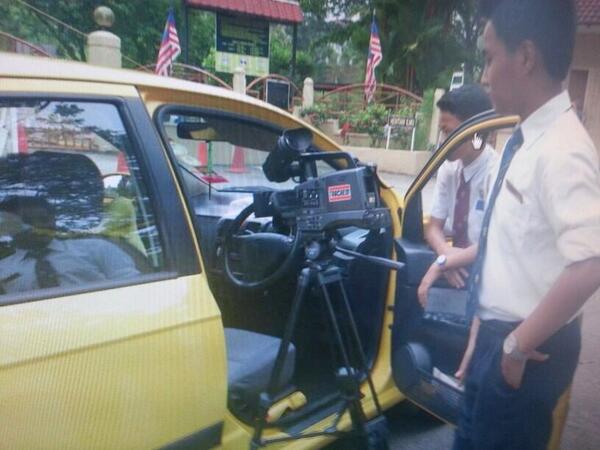 trackemP's tweet image. Spotted #Trackem in cikgu syed camera from SMK Section 9, Shah Alam.