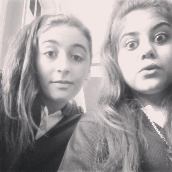 matioloccofont's tweet photo. Las mejores alumnas de 6to Naturales... como las admiro http://t.co/YooT2TeETb
