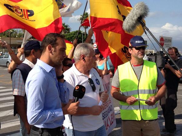 SUPMALAGA's tweet photo. En Gibraltar SUP y AUGC Secretario general de Andalucia http://t.co/53a1lyh8eF