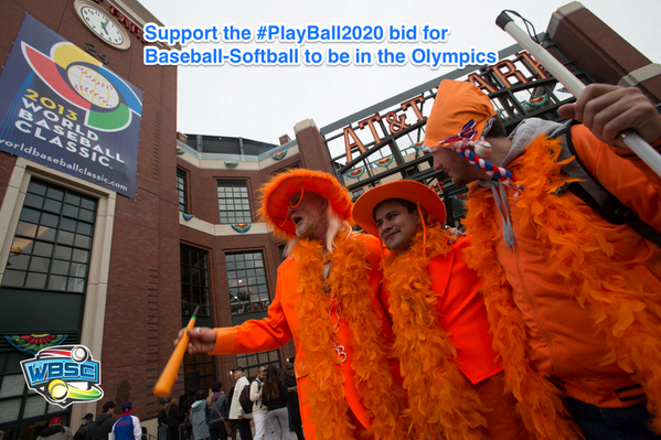 #Baseball-#Softball offers the #Olympics our gr8 spectator experience! Here's some Dutch #Honkbal fans #PlayBall2020