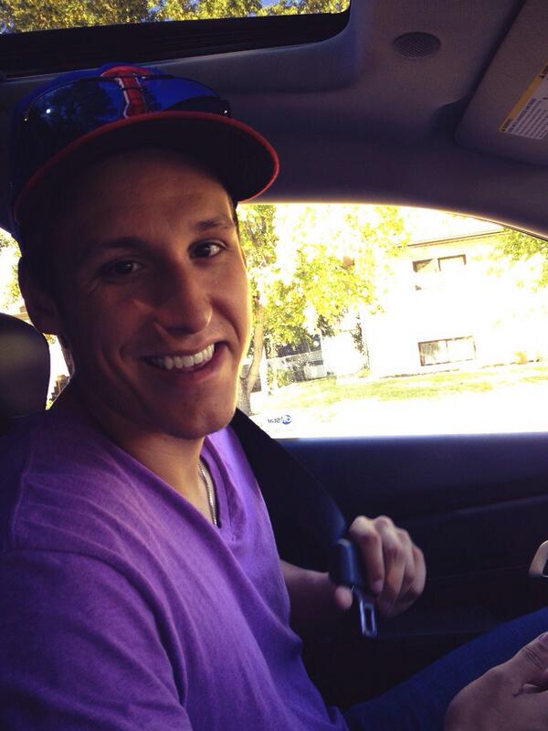 amandaistahl's tweet photo. This drivers seat has never looked so good to me #summer #cruisin @Stahlly7 http://t.co/P6OlLO83y2