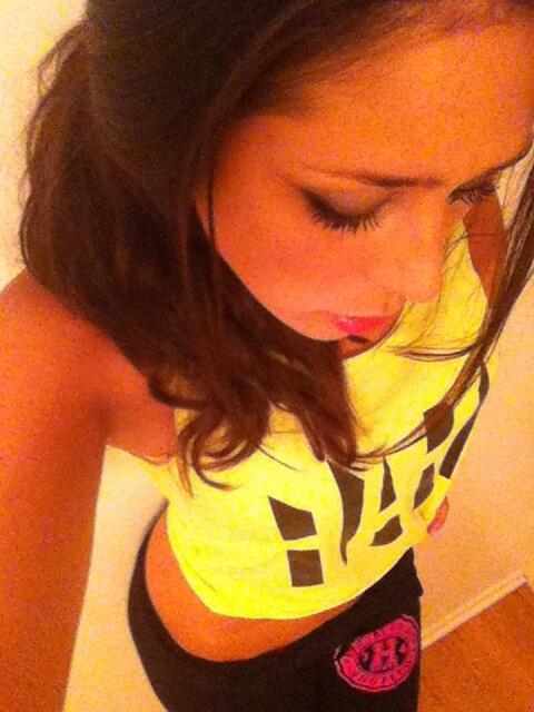 Maxxxin' XO http://t.co/ExnTaRy6rW<a href="/tag/extensions"class="tags"><span>#extensions</span></a>