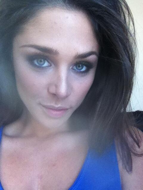 Lalalala ;-) #hairandmakeup http://t.co/yn3iXXGb8f<a href="/tag/hairandmakeup"class="tags">#hairandmakeup</a>