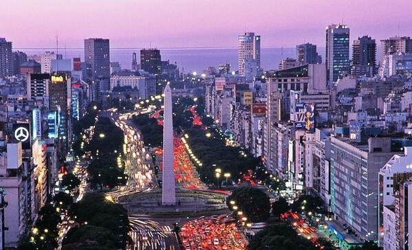 baamag's tweet photo. Buenos Aires, la meca creativa... http://t.co/0czmEpbqYP http://t.co/APyhh7xll7
