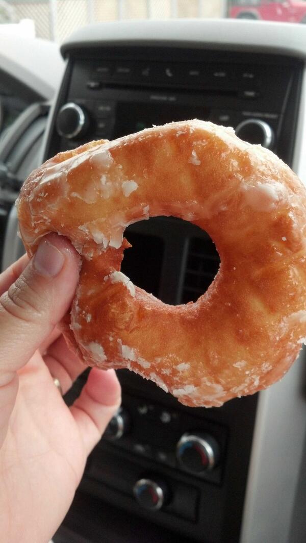 leahrob08's tweet photo. Love Carolina Beach and Britt's Doughnut Shop #goodthingipackedelasticpants http://t.co/XQmPGI8Y7g
