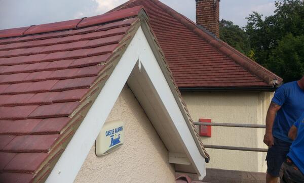 MorganSons's tweet photo. New roof with New fascia and soffit fitted by http://t.co/xqfeQAV0OS http://t.co/YBbnZ3kG0L