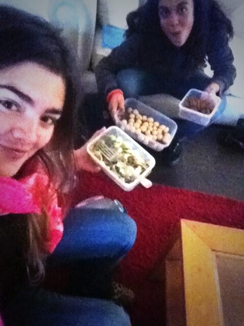 JosefaSilvaS's tweet photo. Chancheando con mi amiguitaaa @TRINIMANRIQUEZ 💞🐷 http://t.co/KTZ9YwcINj