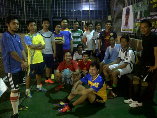 pskmUNLAM's tweet photo. Eksis sebelum main #pskm #Banjarbaru #lapahtapirami http://t.co/6bGYjaWGnU