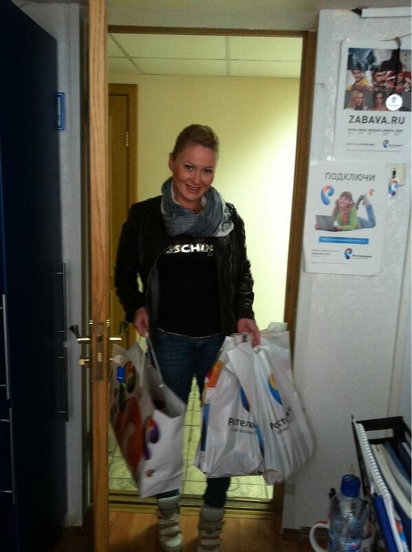 911Stalker's tweet image. #Ростелеком наградил лидеров молодежных организаций, победителей конкурса #доброволецгода. Я спешу с подарками!