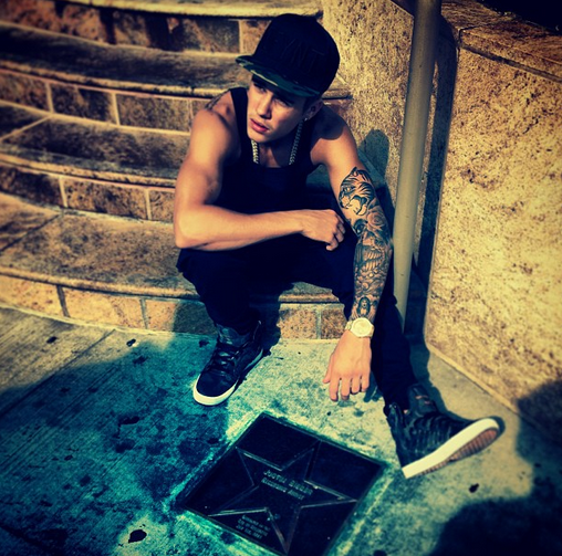 iAdmireJustinbc's tweet photo. i admire justin bc http://t.co/BYBHOSSbli