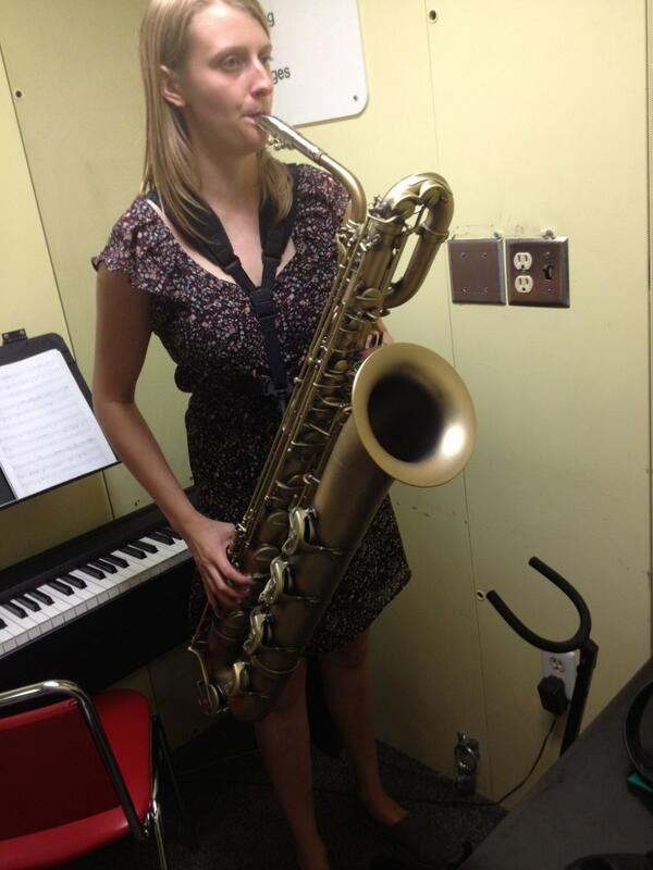 nicksquire5's tweet photo. Oh my god this instrument is beautiful beautiful beautiful Kris I want it #baritonesaxophone #envy http://t.co/x6eiJMM3eY