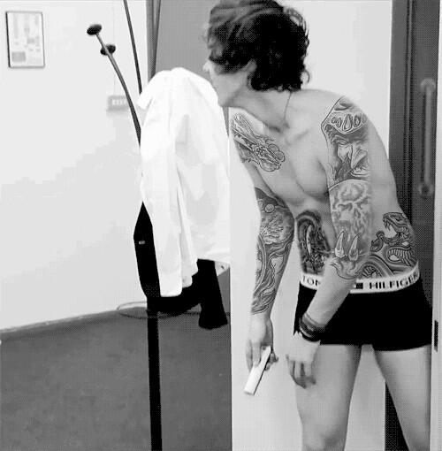 _punk_direction tweet picture